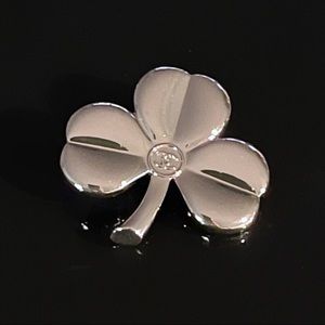 ✨Auth - Chanel Cloverleaf Pin Brooch for vip